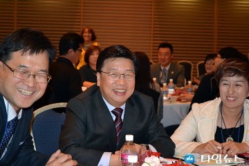 권선택 대전시장, 시민들과 함께 대화중!