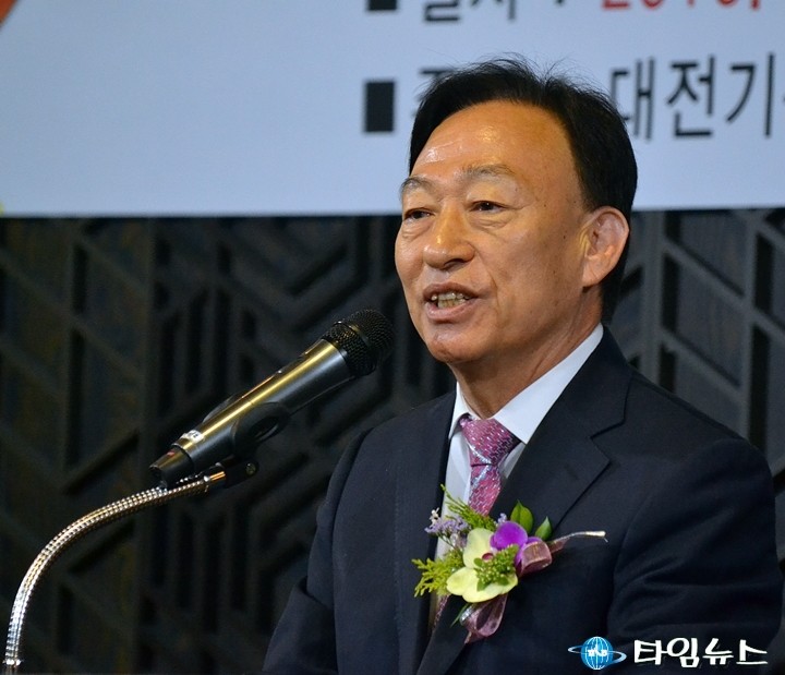 설동호 대전시교육감, 국가와 대전의 발전을 위해 노력해주기를 바란다!