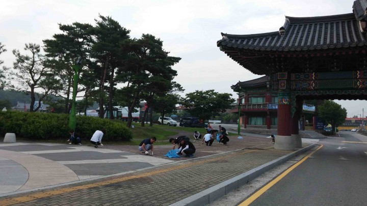 오학동 노인일자리사업 참여 어르신들이 앞장서