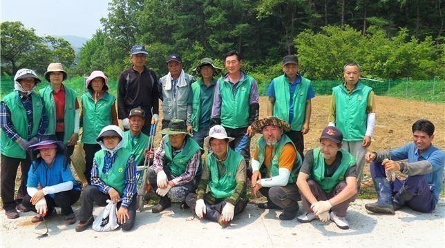 원주 호저면 새마을회, 콩 심어 나눔 실천