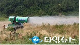 울진군, 돌발 해충 멸강나방 발생 비상 초기 방제 총력