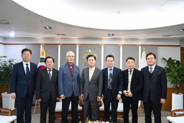 김태흠 충남지사, 필수의료 유지 협력 대책 논의