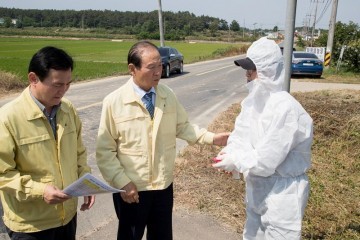 문동신 군산시장, AI 방역 현장 방문