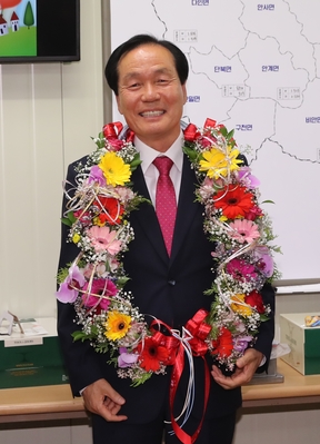 김주수 의성군수 재선 성공 “의성발전 위해 최선을 다하겠다”