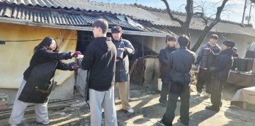 호남대 사랑나눔센터, 어려운 이웃에 온기 지핀 ‘사랑의 연탄’ 