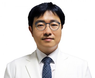 [건강칼럼] 겨울스포츠 하다 발이 뚝! 발목 염좌와 골절, 치료와 예방법은?