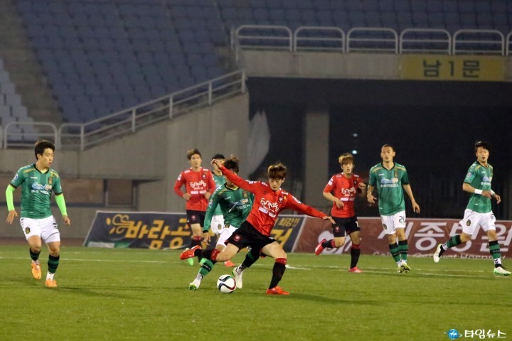 상승세 탄 부천FC, “충주 이기고 4위 정조준한다!” 