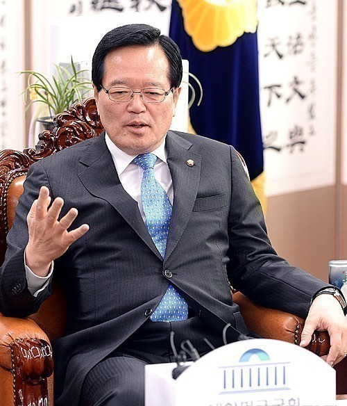  정의화 국회의장, 여야 원내대표와 '국회법 개정안' 해법 모색