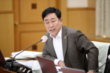 이효성 대전시의회 의원, 도로 파손 신고 활성화 조례안 통과
