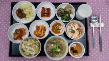  선비음식’으로 선비의 보양식 ‘영주 치계탕’을  선보여