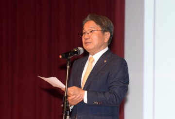 강기정 광주시장, 취임 4년 첫날 “시장 열 걸음보다 공직자와 함께 한 걸음이 소중" 