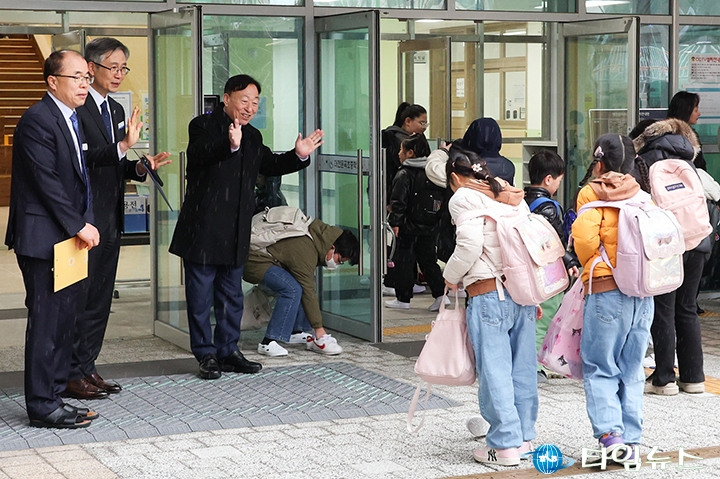 설동호 대전시교육감, 신학기 학교 현장 점검