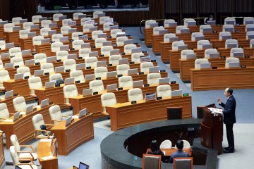 내란전담재판부법 오늘 본회의 상정... 여야 '필리버스터' 정면충돌