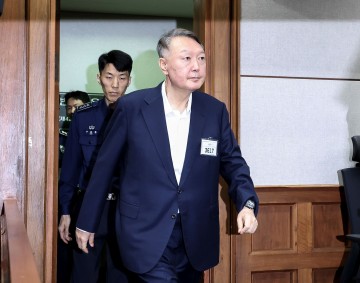 [속보]尹 내란재판 첫 구형 임박… '체포방해' 결심, 법의 심판대 오른다