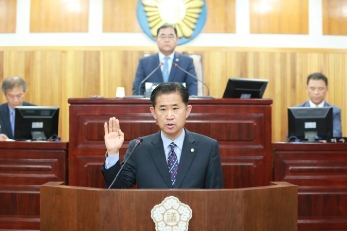 평택시의회, 이병배 의원 의원 선서 상임위원회 선임
