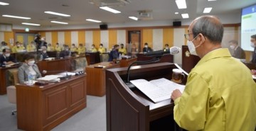  '2021년도 군정 운영방향' 과 시책 제시한 이승률 청도군수