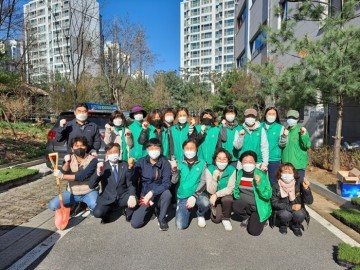 불당동 “유아숲체험원에 꽃캉스 오세요~”