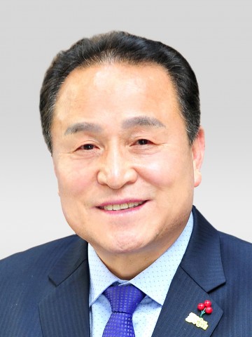 “김영만 군수 잘한다” 군민들 만족도‘우수’