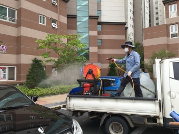 감염병없는 건강한 여름나기를 위하여 방역소독 철저