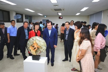 충남교육청, 2016 중·고등학생 미술축제 및 사제동행 미술작품전 개최