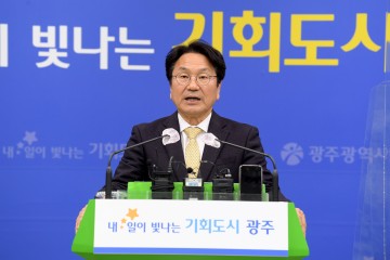 국방위 법안심사소위 통과한 광주군공항 특별법…새 군공항지역‧종전부지 지원