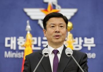 국방부 "의료계 파업시 12개 군병원 응급실 개방"