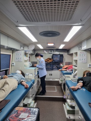 칠곡군 공무원, 혈액 수급을 위해 헌혈에 동참