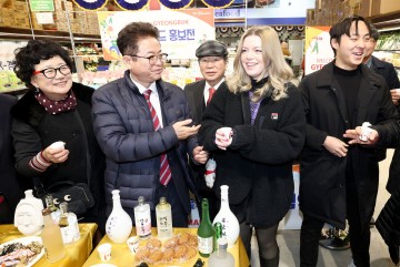 이철우 경북도지사표 지방외교 국가외교에 힘 보태고 지역경제 챙겨