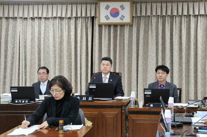 대전 중구의회, 2015 구정업무보고 청취 및 제1회 추경예산안 등 처리
