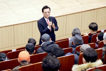조원휘 대전시의회 의장, 노인일자리 안전교육 현장서 “활기찬 노후 지원 약속”