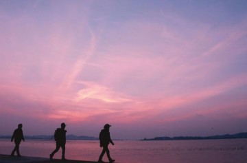 자연과 사람이 하나 되고 역사와 문화가 살아 숨 쉬는 낭만의 길,  군산의 ‘구불길’