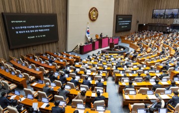 '내란전담재판부 설치법' 본회의 상정… 與 주도 처리 속도전