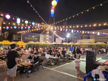 청주시 ‘육거리야시장 만원’ 시범행사 대성황…이틀간 1만5천 명 발길