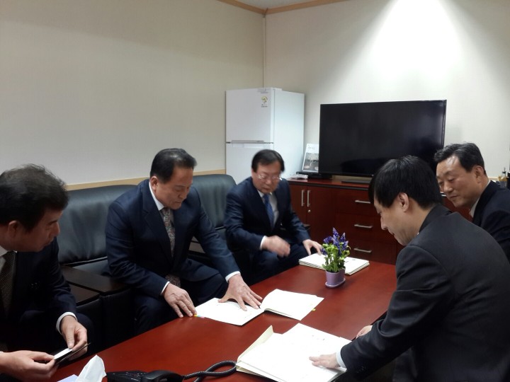  김영만 군위군수, “국비 확보를 위해 발빠른 횡보 이어가”