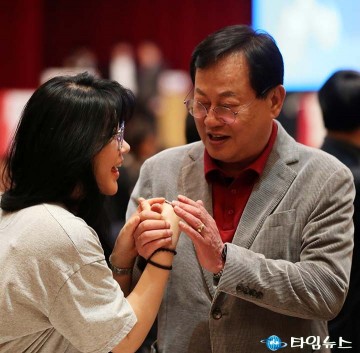 이은권 국민의힘 대전시당위원장, PPAT 앞두고 고사장 돌며 응시자 격려