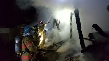 3.1절 시골주택화재로  집주인 김모씨 전신화상1명 중화상