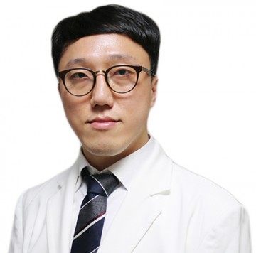 [건강칼럼] 수면무호흡증 뇌졸중 유발 … 수면시간 너무 적거나 많으면 뇌경색 위험 높아져