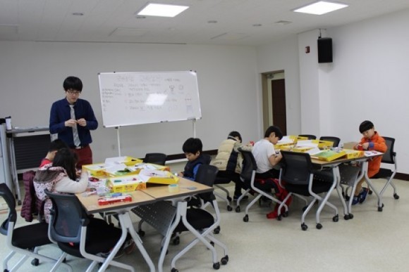 군산시 늘푸른도서관, 상반기 시민문화강좌 운영