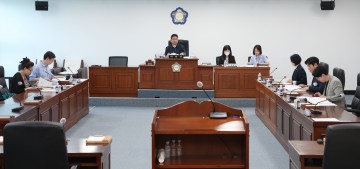 대전 동구의회, 의원연구단체 정책 연구용역 결과 심의