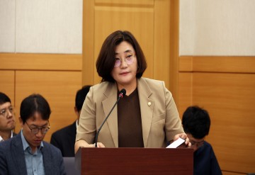 이명숙 유성구의회 의원, 생존수영교육 지원 조례안 대표 발의