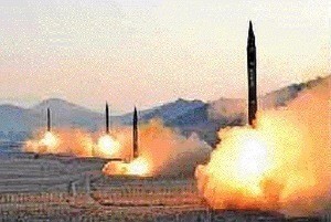 북한 중대발표 ICBM 발사 성공...정점고도 2802㎞·933㎞ 비행…세계 전역 타격 가능”