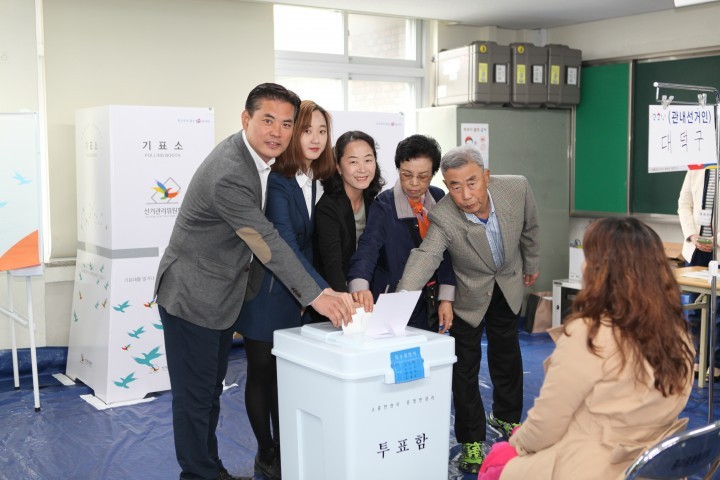더불어민주당 박영순 대덕구 국회의원 후보, 사전투표로 시민의 선거참여 늘어나길 희망!