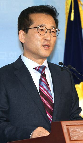 [속보]선거법 위반 최명길 국민의당 의원 대법서 벌금 200만원 확정...의원직 상실
