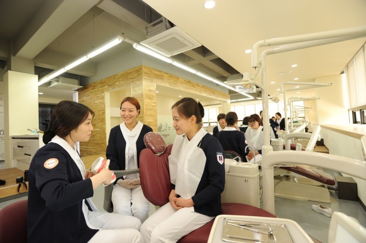 경북전문대학교  치위생과 졸업예정자 치과위생사 94% 합격