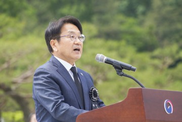 강기정 광주시장 “22대 국회와 함께 5·18가치 헌법에 담겠다"