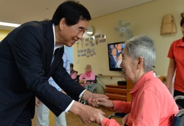 최영조 경산시장 추석을 맞아 나눔문화를 확산 사회복지시설 위문