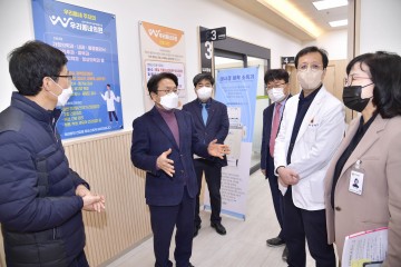 강기정 광주시장, 광주다움 통합돌봄 현장서 정책소풍