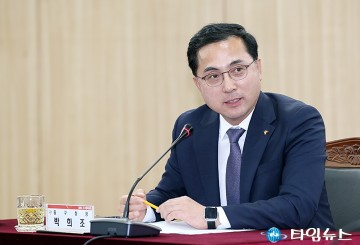 시구협력회의에서 발언하는 박희조 동구청장