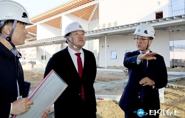 조원휘 대전시의회 의장, 유성복합터미널 준공 앞두고 현장 점검
