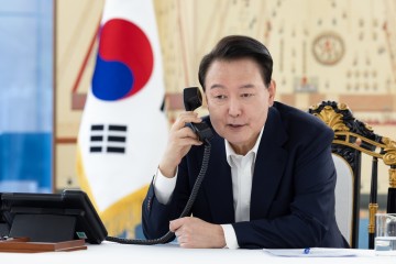 尹·트럼프 통화, 회동에 합의…트럼프 "좋은 협력' 기대 발언..